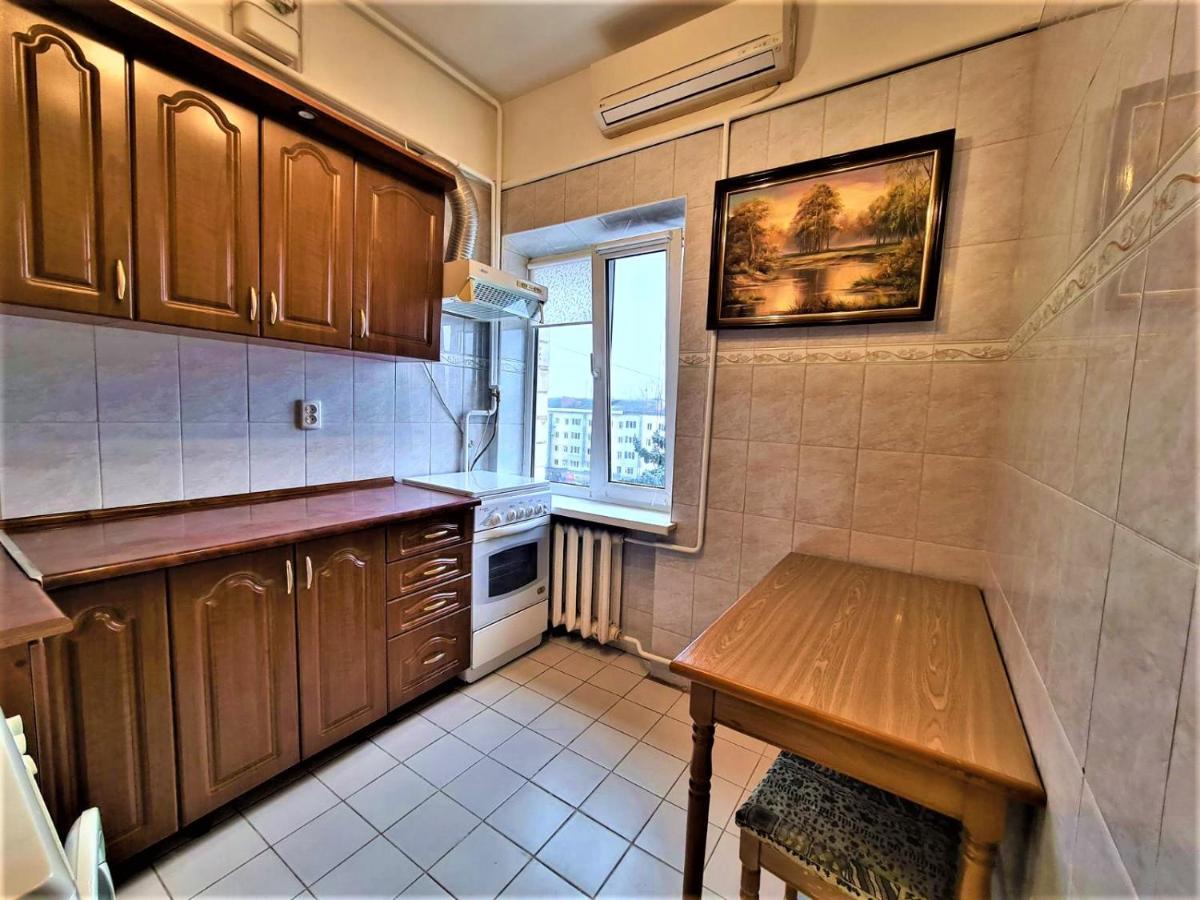 82-Avenue Apartment Чернівці Екстер'єр фото